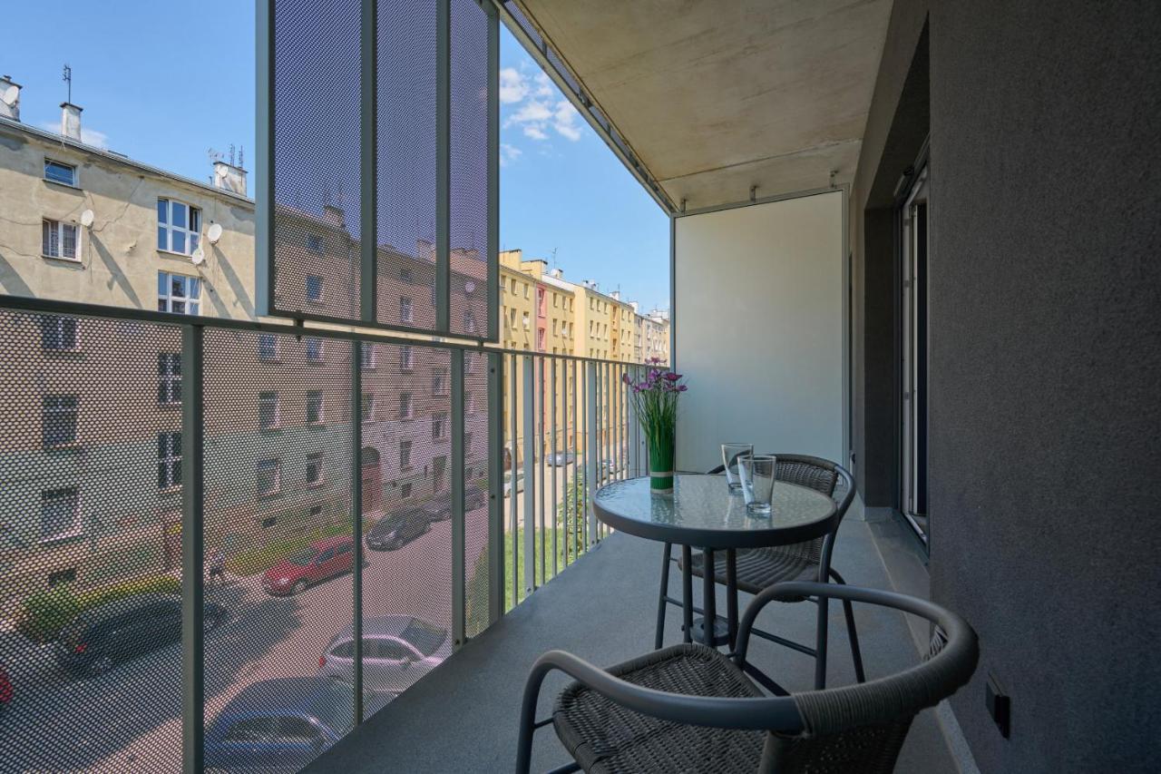 Nowa Manufaktura Apartment Wroclaw Krzyki By Noclegi Renters Exterior photo