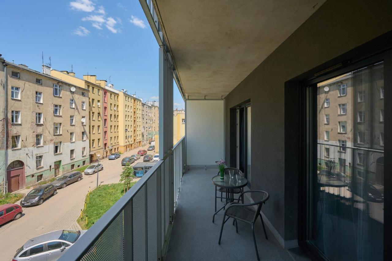 Nowa Manufaktura Apartment Wroclaw Krzyki By Noclegi Renters Exterior photo