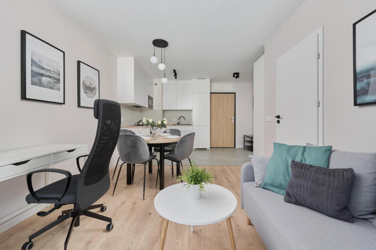 Nowa Manufaktura Apartment Wroclaw Krzyki By Noclegi Renters Exterior photo
